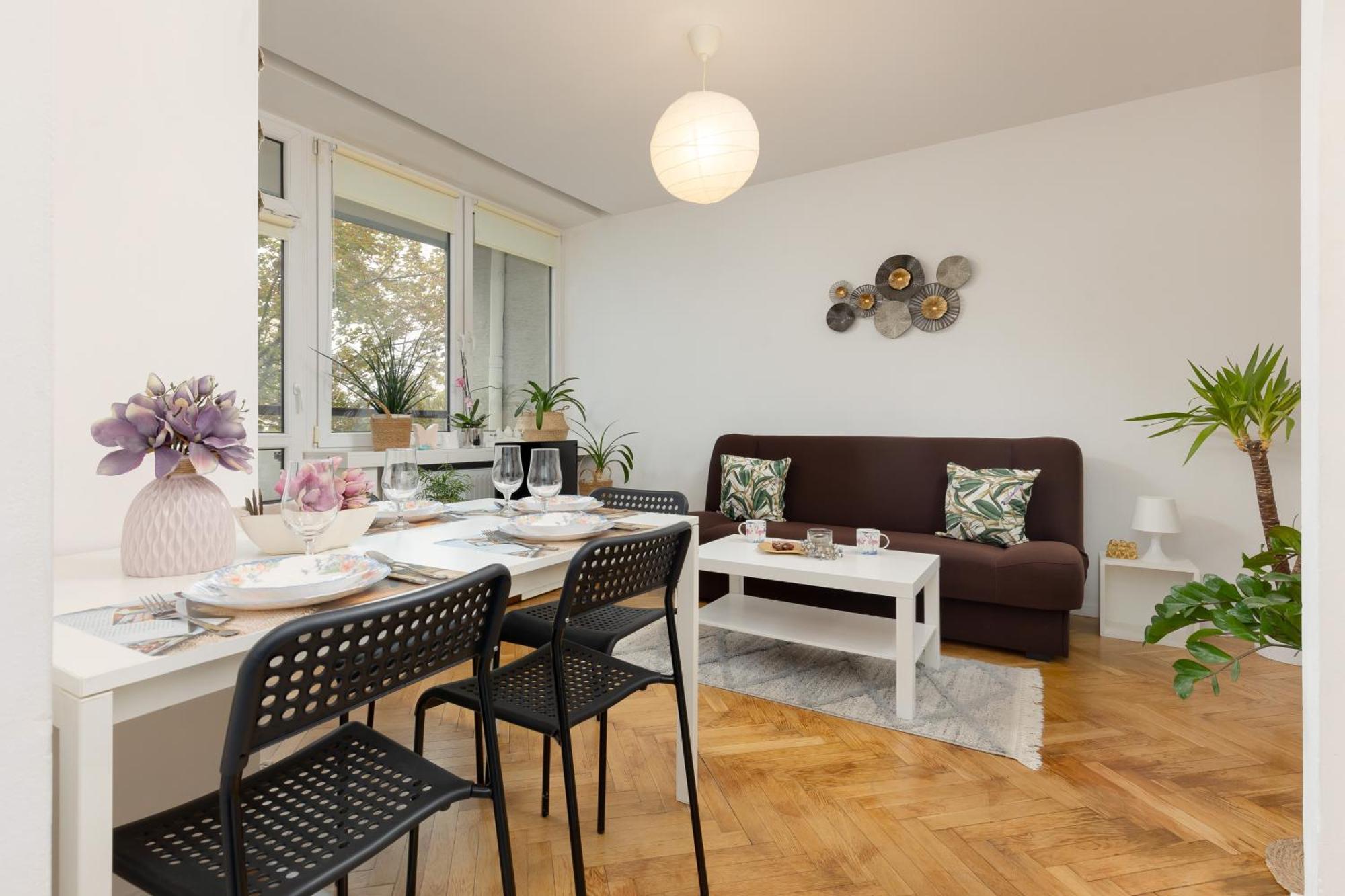 Hipoteka Apartment By Renters Varsóvia Exterior foto